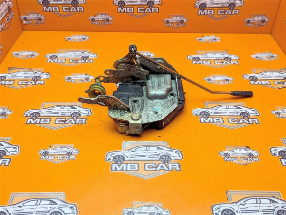 Замок двери передней правой MERCEDES-BENZ W124 W124/S124/C124/A124 (1984 - 1993) фото 1 — Разборка Мерседес