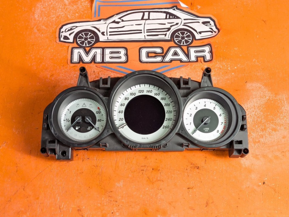 Щиток приборов MERCEDES-BENZ C-класс W204/S204/С204 рестайлинг (2011 - 2015) фото 1 &mdash; Разборка Мерседес