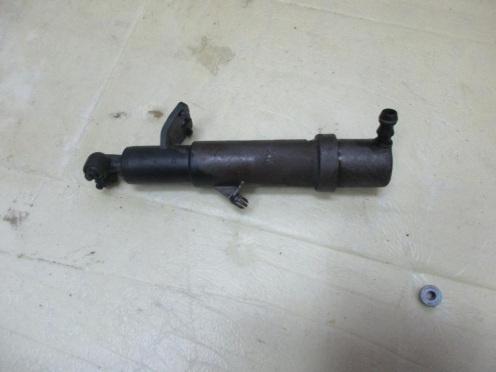 Омыватель фар MERCEDES-BENZ CLK-класс C209/W209 (2002 - 2005) фото 1 — Разборка Мерседес