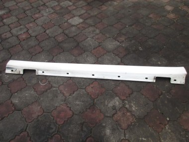 Порог пластиковый левый MERCEDES-BENZ E-класс W212/S212/C207/A207 рестайлинг (2013 - 2016) — Разборка Мерседес