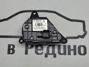 Кнопка на руле MERCEDES-BENZ M-класс W164 рестайлинг (2008 - 2011) — Разборка Мерседес