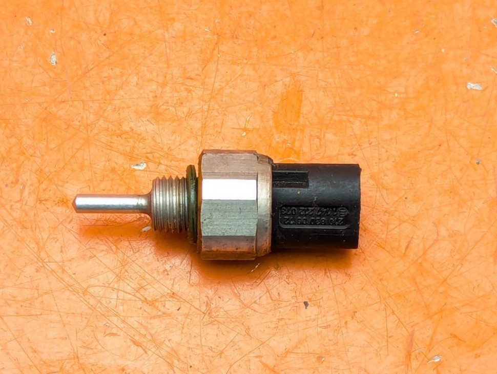 Датчик температуры MERCEDES-BENZ E-класс W210/S210 (1995 - 1999) фото 1 &mdash; Разборка Мерседес