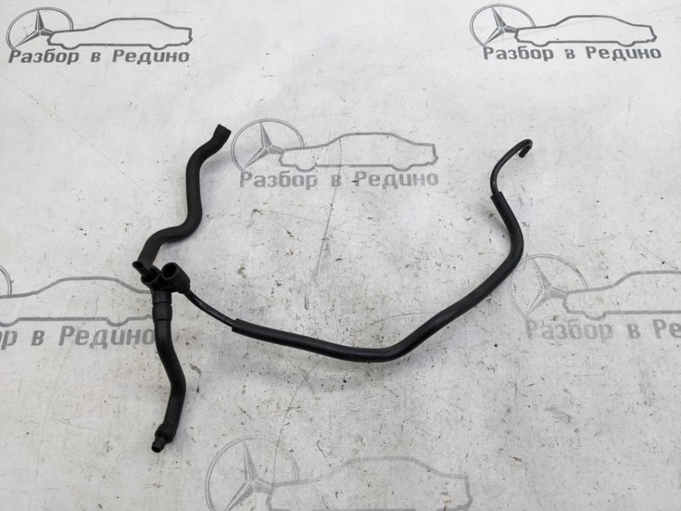 Трубка вентиляции картерных газов MERCEDES-BENZ S-класс W220 рестайлинг (2002 - 2005) фото 1 — Разборка Мерседес