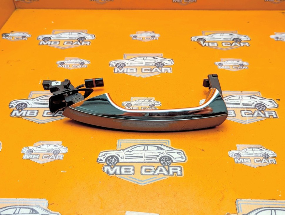 Ручка двери наружняя MERCEDES-BENZ GLE-класс W166 (2015 - 2018) фото 1 — Разборка Мерседес