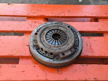 Маховик МКПП MERCEDES-BENZ 190 (W201) W201 (1982 - 1993) — Разборка Мерседес