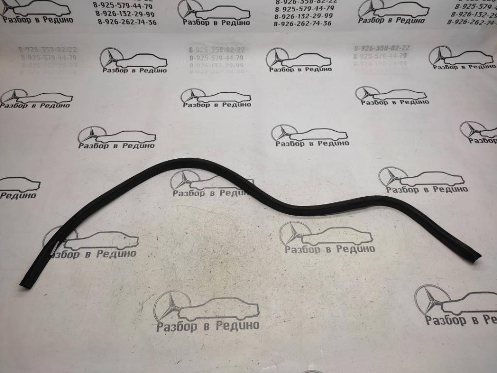 Уплотнитель моторного отсека MERCEDES-BENZ M-класс W164 (2005 - 2008) фото 1 — Разборка Мерседес