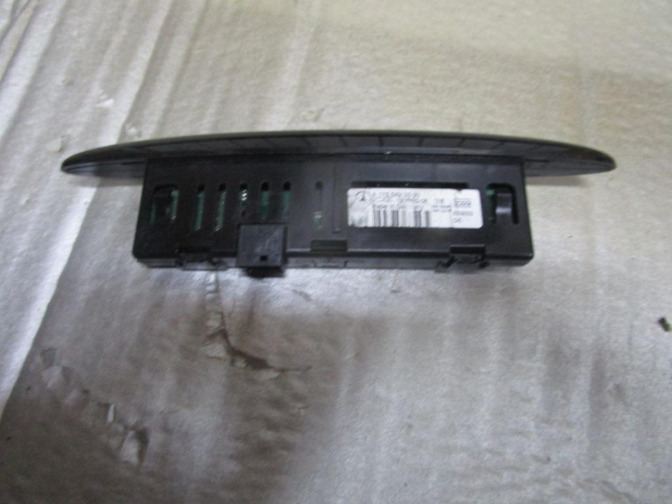 Индикатор парктроника MERCEDES-BENZ CLA-класс C117/X117 (2013 - 2016) фото 1 — Разборка Мерседес