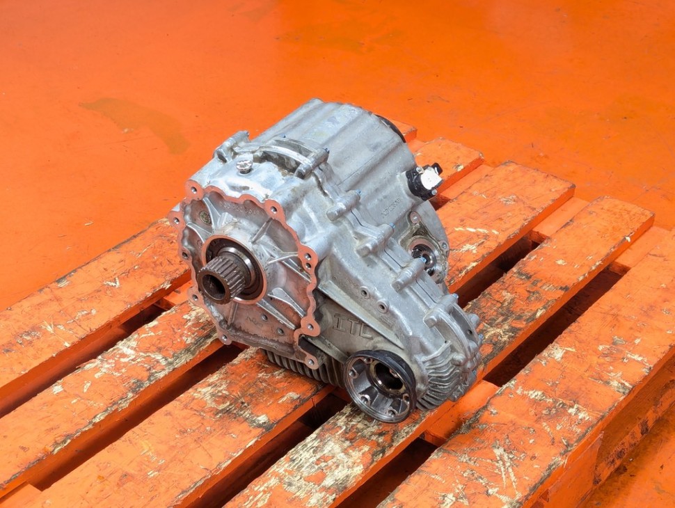 Раздаточная коробка MERCEDES-BENZ GL-класс X164 рестайлинг (2009 - 2012) фото 1 &mdash; Разборка Мерседес