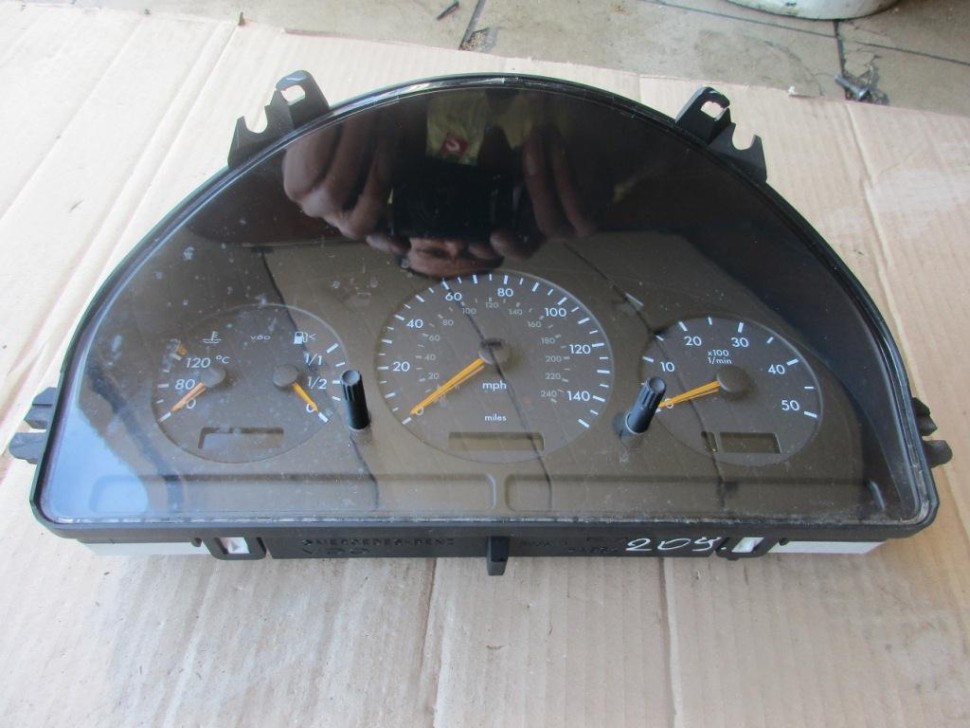 Щиток приборов MERCEDES-BENZ M-класс W163 рестайлинг (2001 - 2005) фото 1 — Разборка Мерседес