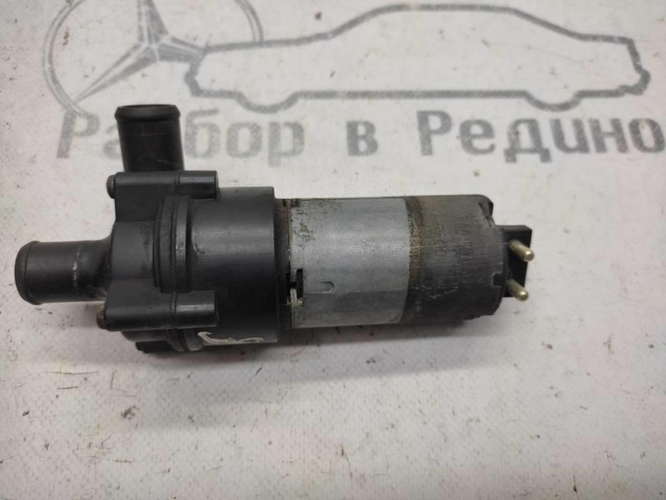 Насос циркуляционный MERCEDES-BENZ Vito W638 (1996 - 2003) фото 1 — Разборка Мерседес