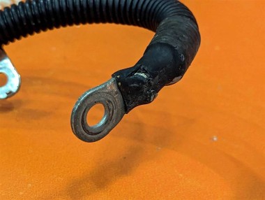 Провод плюсовой MERCEDES-BENZ S-класс W220 (1998 - 2005) — Разборка Мерседес