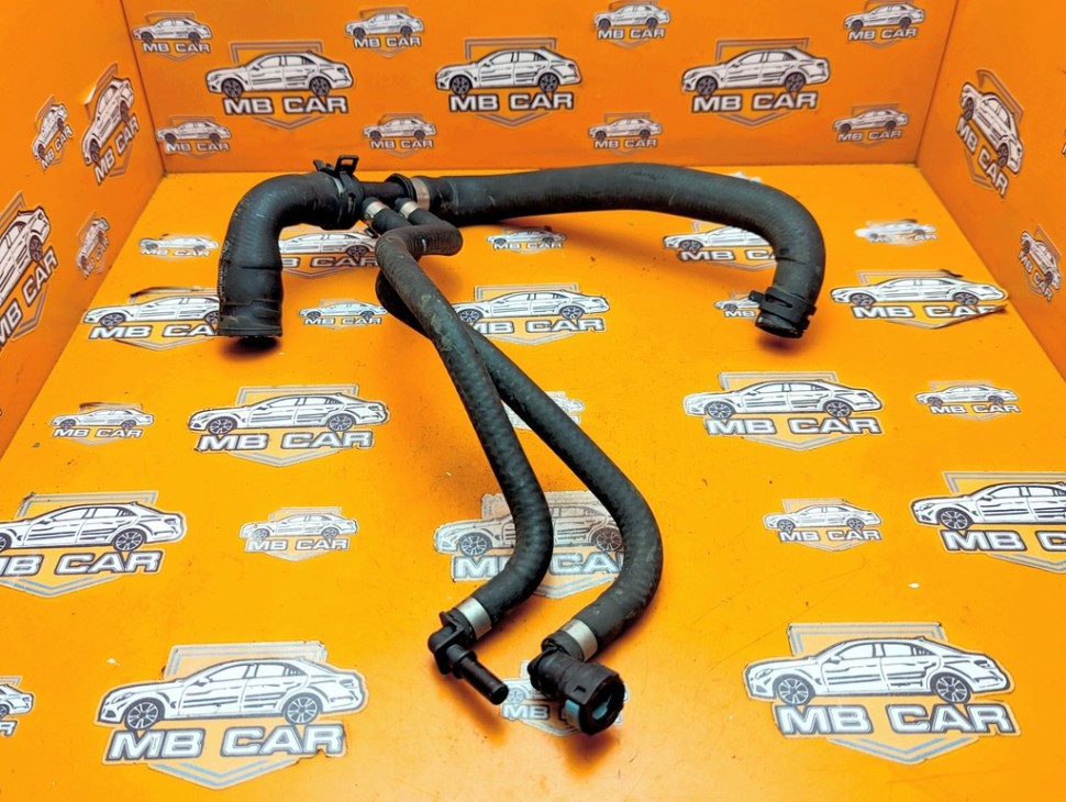 Патрубок ОЖ MERCEDES-BENZ GLE-класс W166 (2015 - 2018) фото 1 — Разборка Мерседес