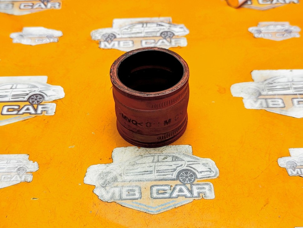 Патрубок воздушный MERCEDES-BENZ S-класс W220 (1998 - 2005) фото 1 &mdash; Разборка Мерседес