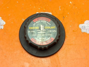 Крышка расширительного бачка MERCEDES-BENZ M-класс W163 (1997 - 2001) &mdash; Разборка Мерседес