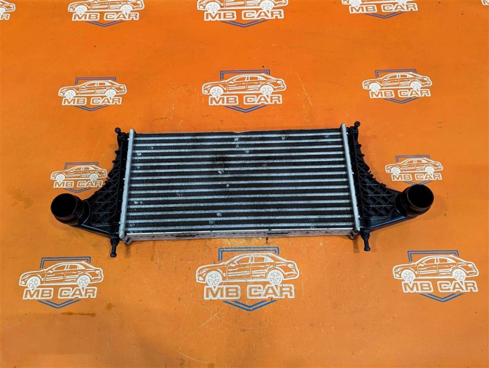 Интеркулер MERCEDES-BENZ X-класс I (2017 - 2020) фото 1 — Разборка Мерседес