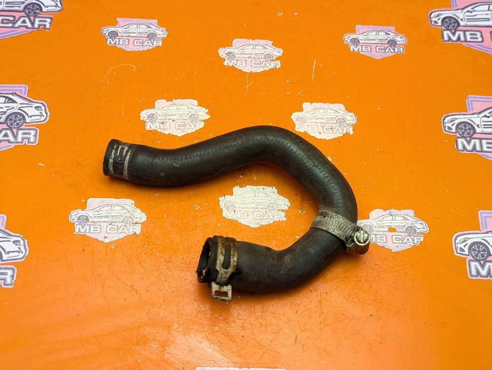 Патрубок ОЖ MERCEDES-BENZ R-класс W251 рестайлинг (2007 - 2010) фото 1 &mdash; Разборка Мерседес