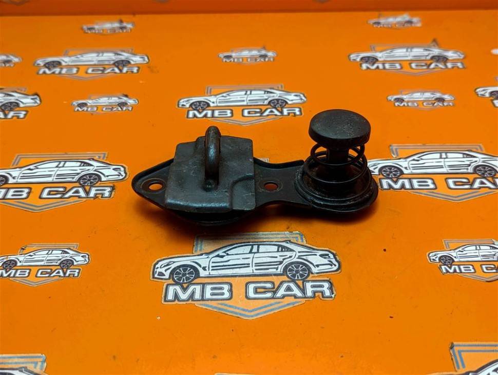 Ответная часть замка капота MERCEDES-BENZ M-класс W164 (2005 - 2008) фото 1 — Разборка Мерседес