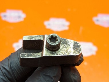 Кронштейн крепления форсунок MERCEDES-BENZ S-класс W220 (1998 - 2005) &mdash; Разборка Мерседес