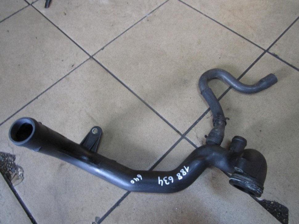 Патрубок ОЖ MERCEDES-BENZ A-класс W169 рестайлинг (2008 - 2012) фото 1 — Разборка Мерседес