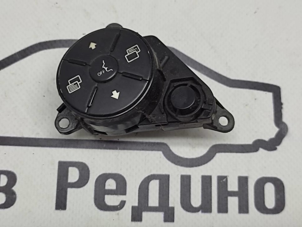 Кнопка на руле MERCEDES-BENZ M-класс W164 рестайлинг (2008 - 2011) фото 1 — Разборка Мерседес