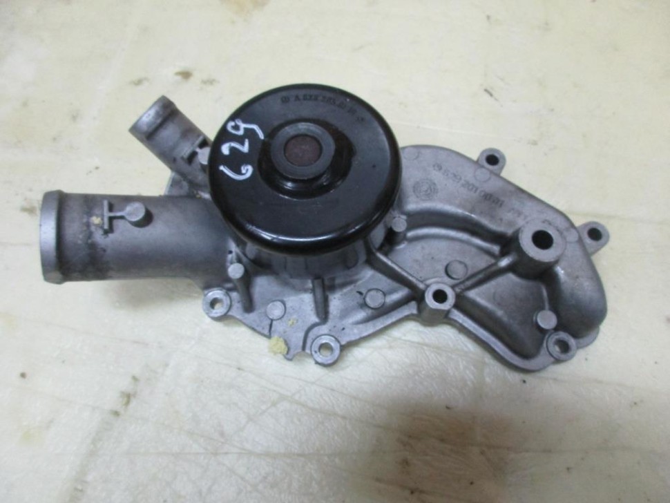 Помпа MERCEDES-BENZ GL-класс X164 (2006 - 2009) фото 1 — Разборка Мерседес