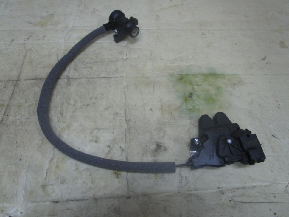 Замок багажника MERCEDES-BENZ CLS-класс C218/X218 рестайлинг (2014 - 2017) фото 1 — Разборка Мерседес