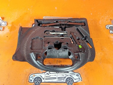 Набор инструментов MERCEDES-BENZ M-класс W166 (2011 - 2015) &mdash; Разборка Мерседес