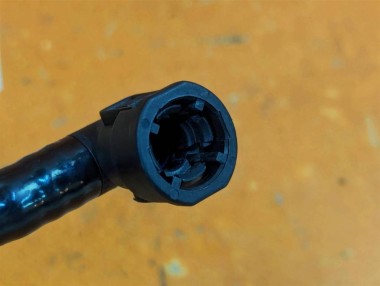 Трубка вакуумная MERCEDES-BENZ E-класс W212/S212/C207/A207 (2009 - 2013) — Разборка Мерседес