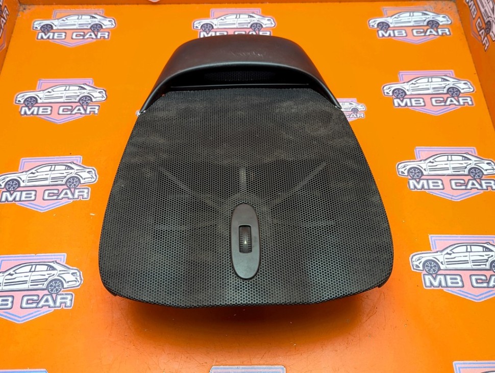 Сетки динамиков торпеды MERCEDES-BENZ CLK-класс C209/A209 (2002 - 2005) фото 1 — Разборка Мерседес