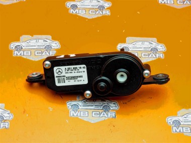 Моторчик задней форточки MERCEDES-BENZ R-класс W251 рестайлинг (2007 - 2010) — Разборка Мерседес