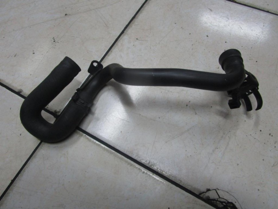 Трубка ОЖ MERCEDES-BENZ C-класс W203/S203/CL203 рестайлинг (2004 - 2008) фото 1 — Разборка Мерседес