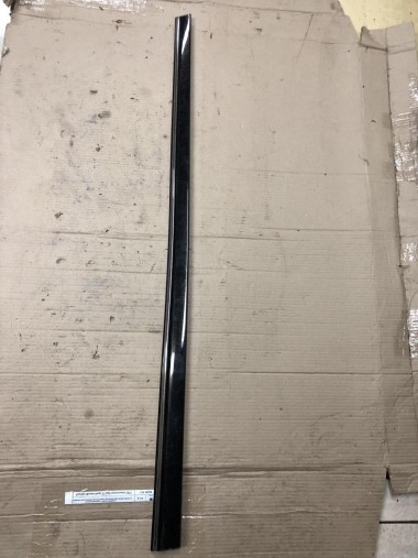 Молдинг двери MERCEDES-BENZ C-класс W203/S203/CL203 (2000 - 2004) — Разборка Мерседес