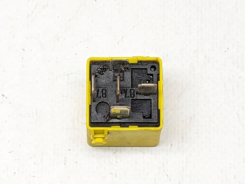 Реле многоцелевое MERCEDES-BENZ M-класс W164 (2005 - 2008) фото 1 — Разборка Мерседес