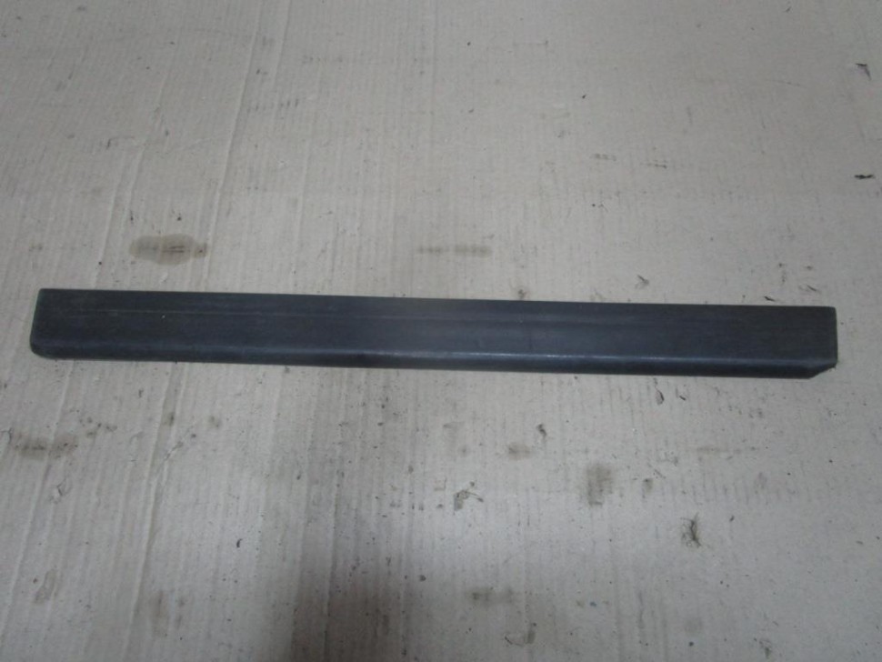 Молдинг двери MERCEDES-BENZ W124 W124/S124/C124/A124 (1984 - 1993) фото 1 — Разборка Мерседес