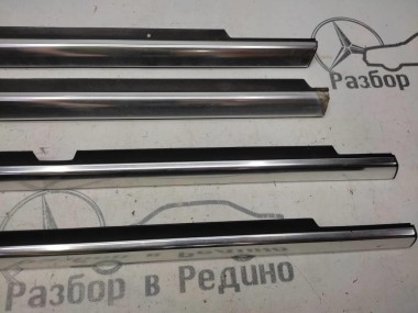 Молдинг стекла двери MERCEDES-BENZ R-класс W251 (2005 - 2007) — Разборка Мерседес