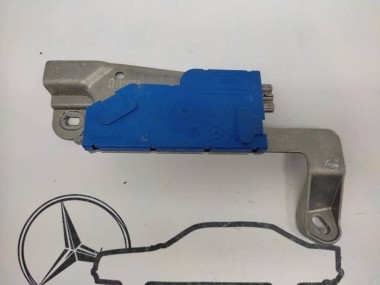 Усилитель антенны MERCEDES-BENZ E-класс W211/S211 (2002 - 2006) — Разборка Мерседес