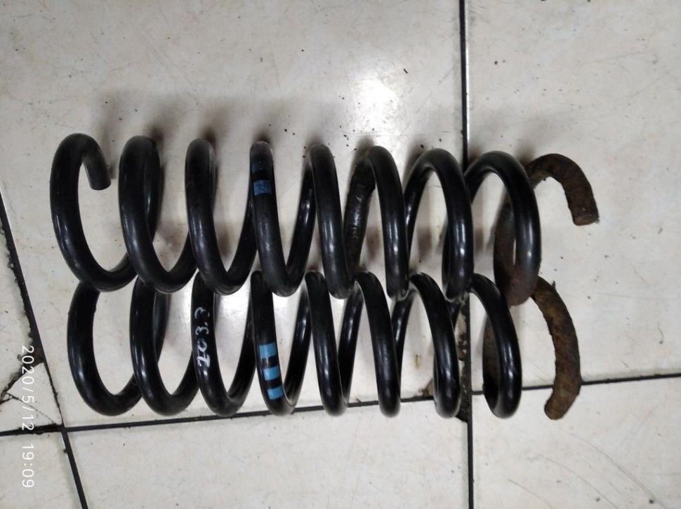 Пружина задняя MERCEDES-BENZ C-класс W203/S203/CL203 (2000 - 2004) фото 1 — Разборка Мерседес