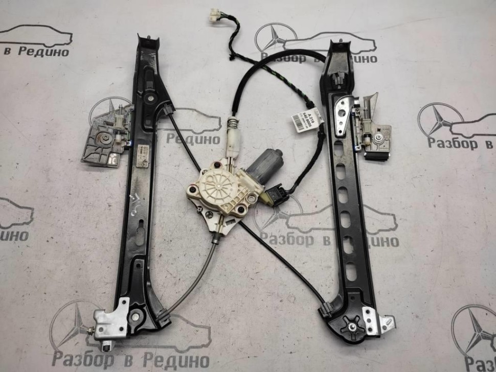 Стеклоподъемник задний левый MERCEDES-BENZ CLS-класс C219 (2004 - 2008) фото 1 — Разборка Мерседес