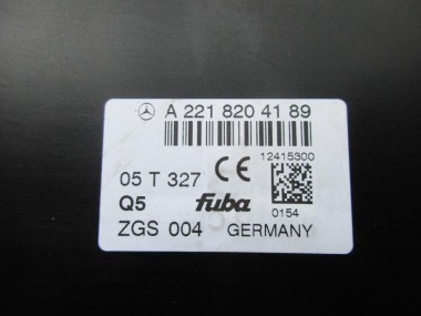 Усилитель антенны MERCEDES-BENZ S-класс W221 (2005 - 2009) — Разборка Мерседес