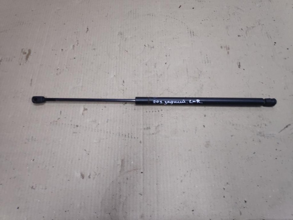 Амортизатор крышки багажника MERCEDES-BENZ C-класс W203/S203/CL203 (2000 - 2004) фото 1 — Разборка Мерседес