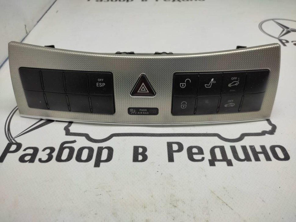 Блок кнопок MERCEDES-BENZ CLK-класс C209/W209 рестайлинг (2005 - 2010) фото 1 — Разборка Мерседес
