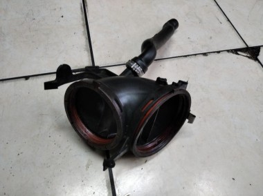 Патрубок воздушный MERCEDES-BENZ C-класс W203/S203/CL203 (2000 - 2004) — Разборка Мерседес