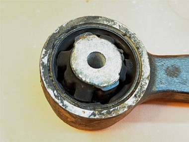 Кронштейн редуктора MERCEDES-BENZ Vito W639 рестайлинг (2010 - 2014) — Разборка Мерседес