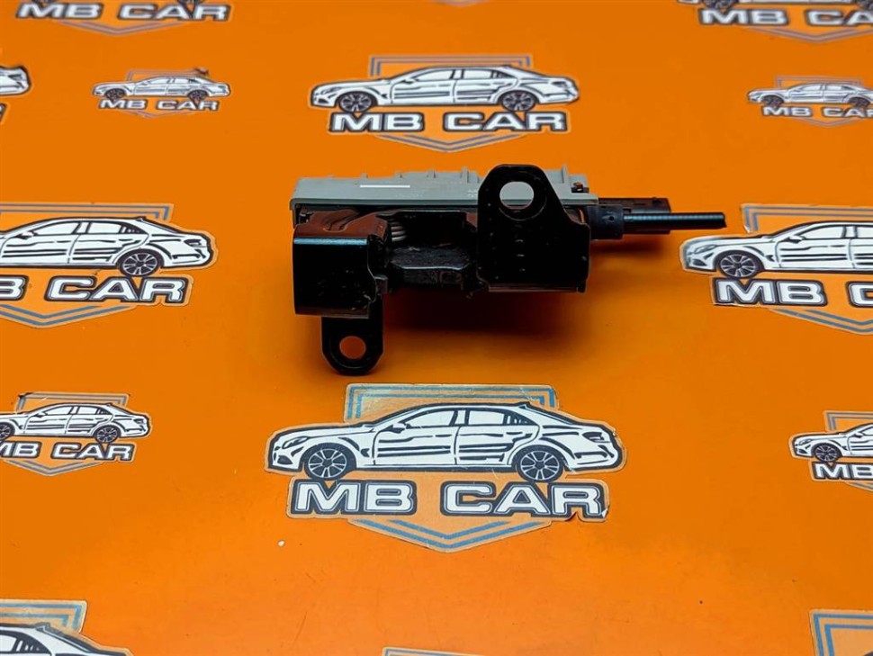 Замок капота MERCEDES-BENZ E-класс W212/S212/C207/A207 (2009 - 2013) фото 1 — Разборка Мерседес