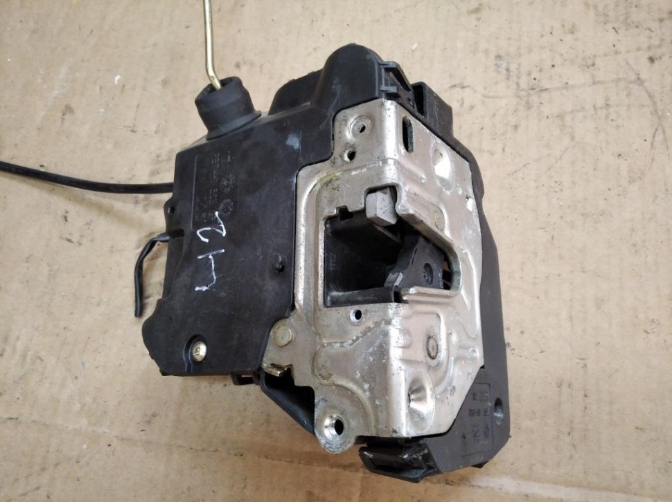 Замок двери передней правой MERCEDES-BENZ C-класс W203/S203/CL203 (2000 - 2004) фото 1 — Разборка Мерседес