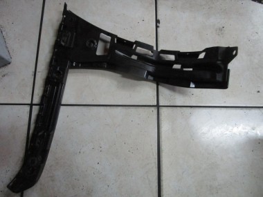 Накладка переднего бампера MERCEDES-BENZ C-класс W205/S205/C205/A205 (2014 - 2018) — Разборка Мерседес