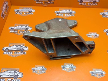 Лапа правая MERCEDES-BENZ S-класс W221 рестайлинг (2009 - 2013) — Разборка Мерседес