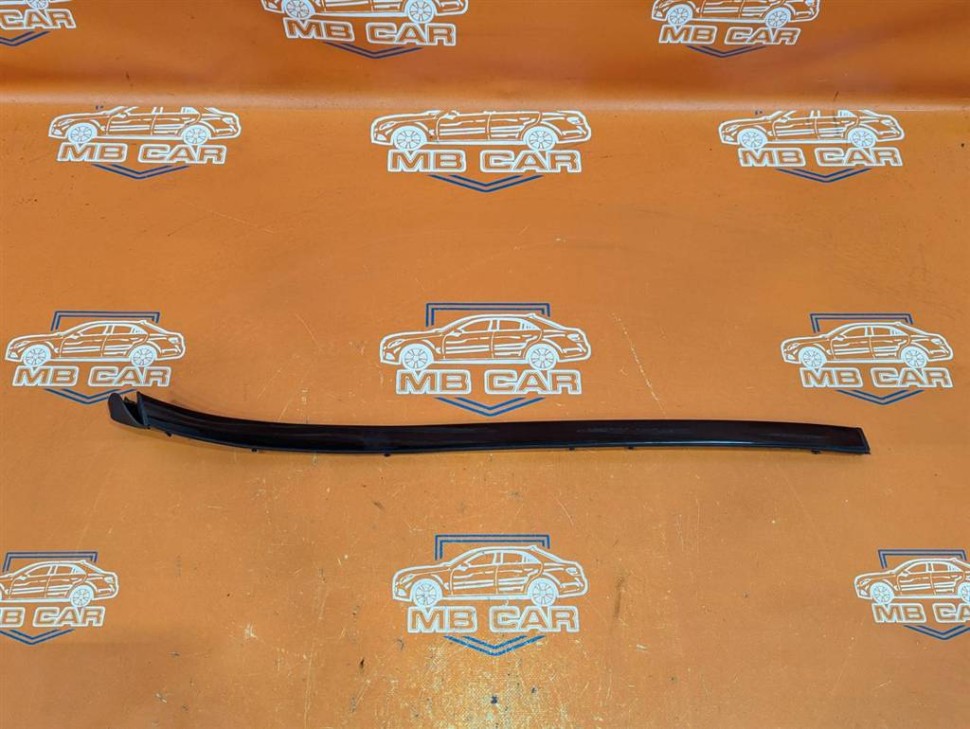 Молдинг лобового стекла MERCEDES-BENZ GLE-класс Coupe C292 (2015 - 2019) фото 1 — Разборка Мерседес