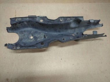 Кожух заднего рычага (лодки) MERCEDES-BENZ S-класс W220 (1998 - 2005) — Разборка Мерседес