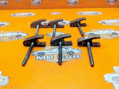 Кронштейн крепления форсунок MERCEDES-BENZ M-класс W164 (2005 - 2008) &mdash; Разборка Мерседес